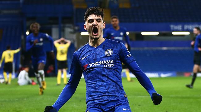 Chelsea san sang ban Armando Broja o He 2024